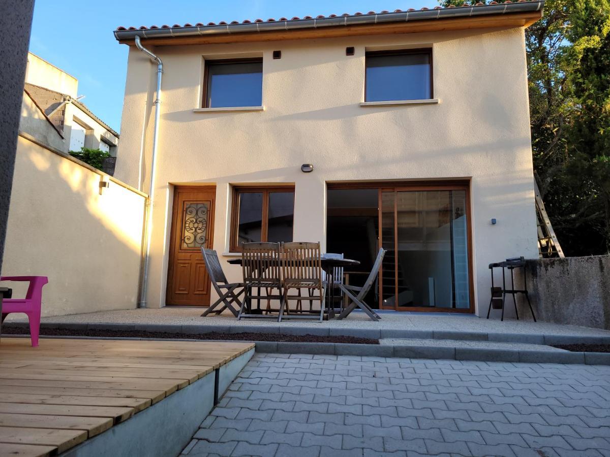 Les Maisons Bareyre - Grandes Maisons Avec Terrasse Saint-Sandoux Extérieur photo