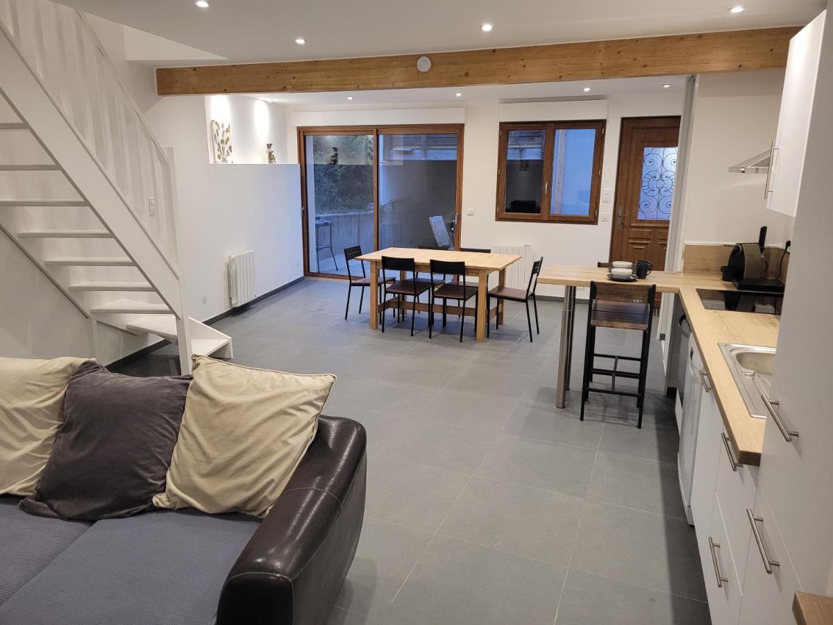 Les Maisons Bareyre - Grandes Maisons Avec Terrasse Saint-Sandoux Extérieur photo