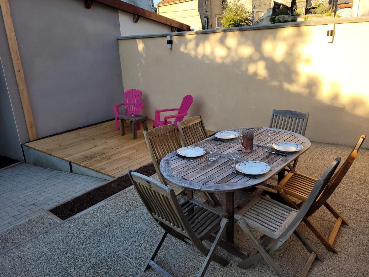 Les Maisons Bareyre - Grandes Maisons Avec Terrasse Saint-Sandoux Extérieur photo